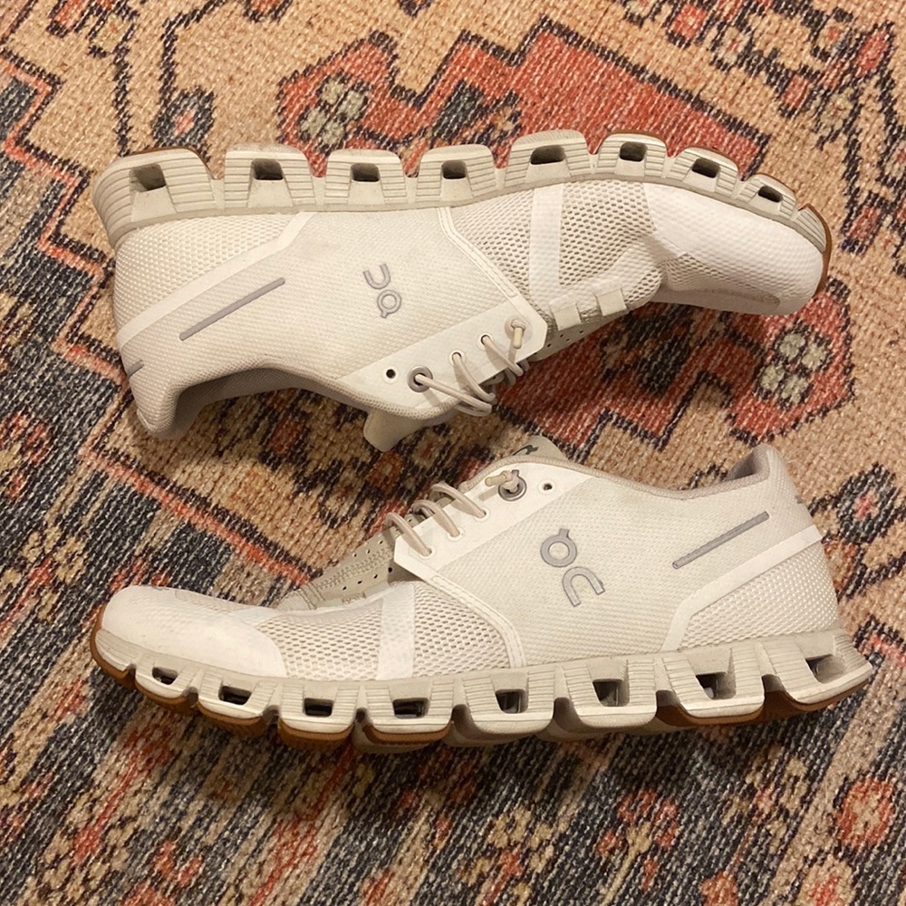 On Running Cloud Sneaker